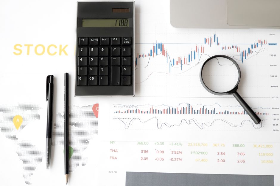 Análise minuciosa dos dados técnicos e fiscais para uma classificação precisa